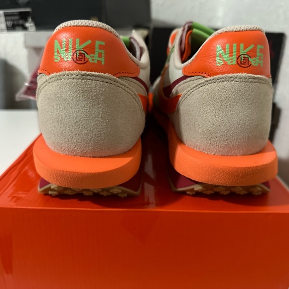 Nike LD Waffle
sacai CLOT Kiss of Death Net Orange Blaze - Picture 2 of 8